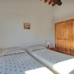 Вилла Casale Giotto By Posarellivillas *
