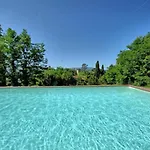 Вилла Casale Giotto By Posarellivillas *