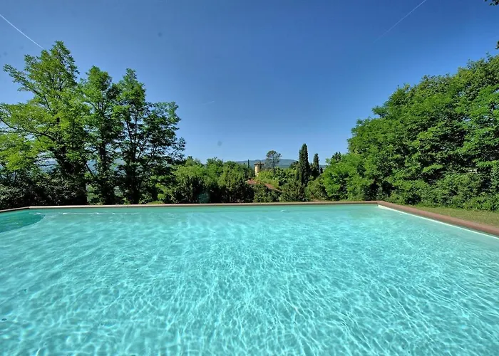 Villa Casale Giotto By Posarellivillas *