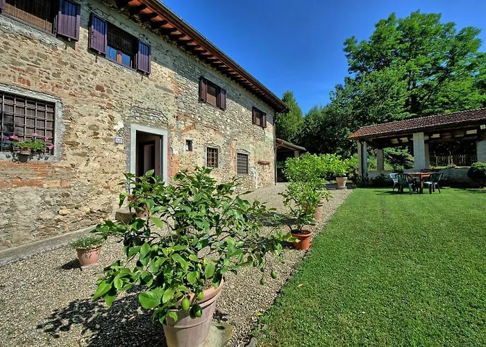 Casale Giotto By Posarellivillas